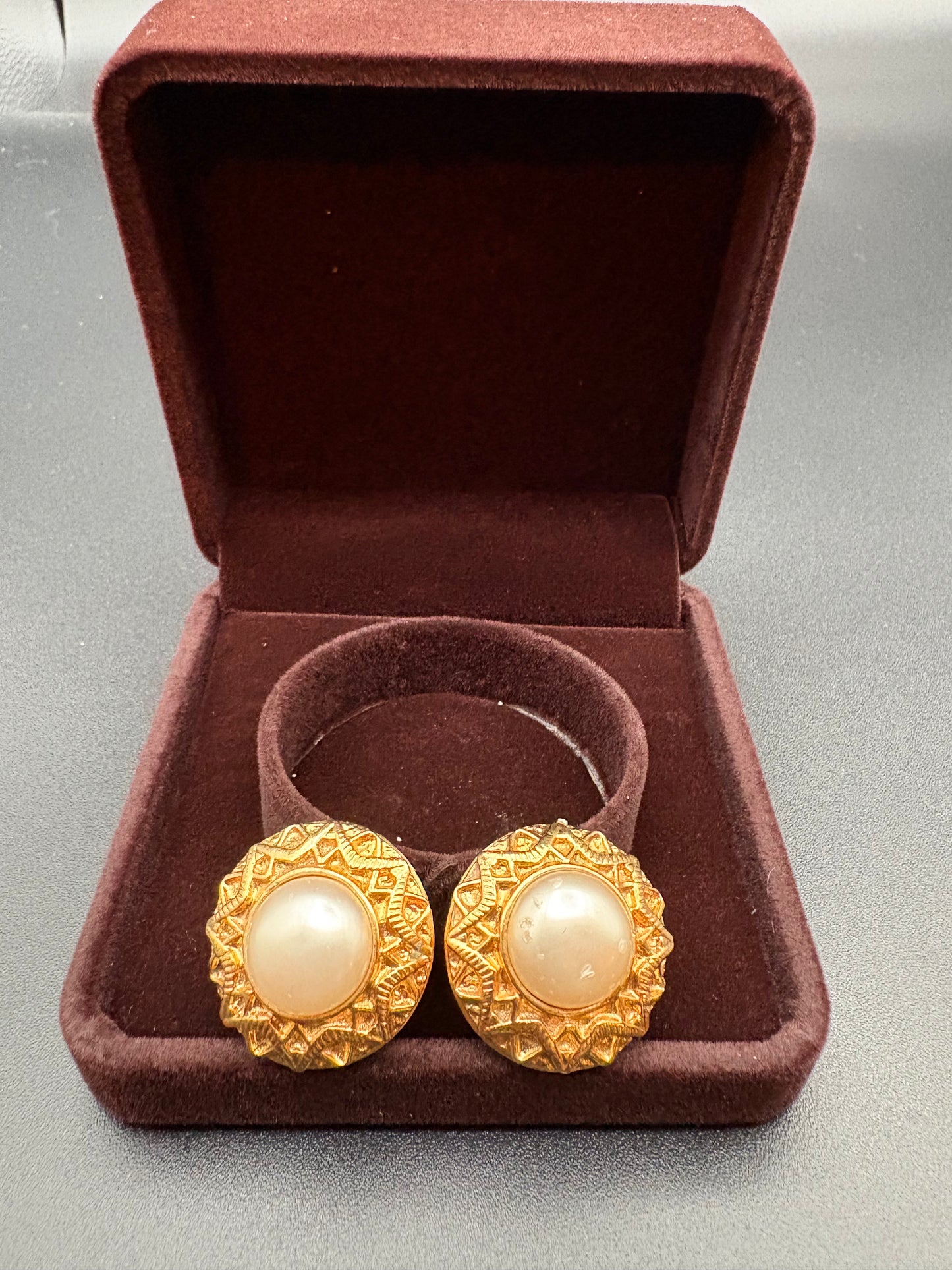 CHANEL "Pearl" earrings