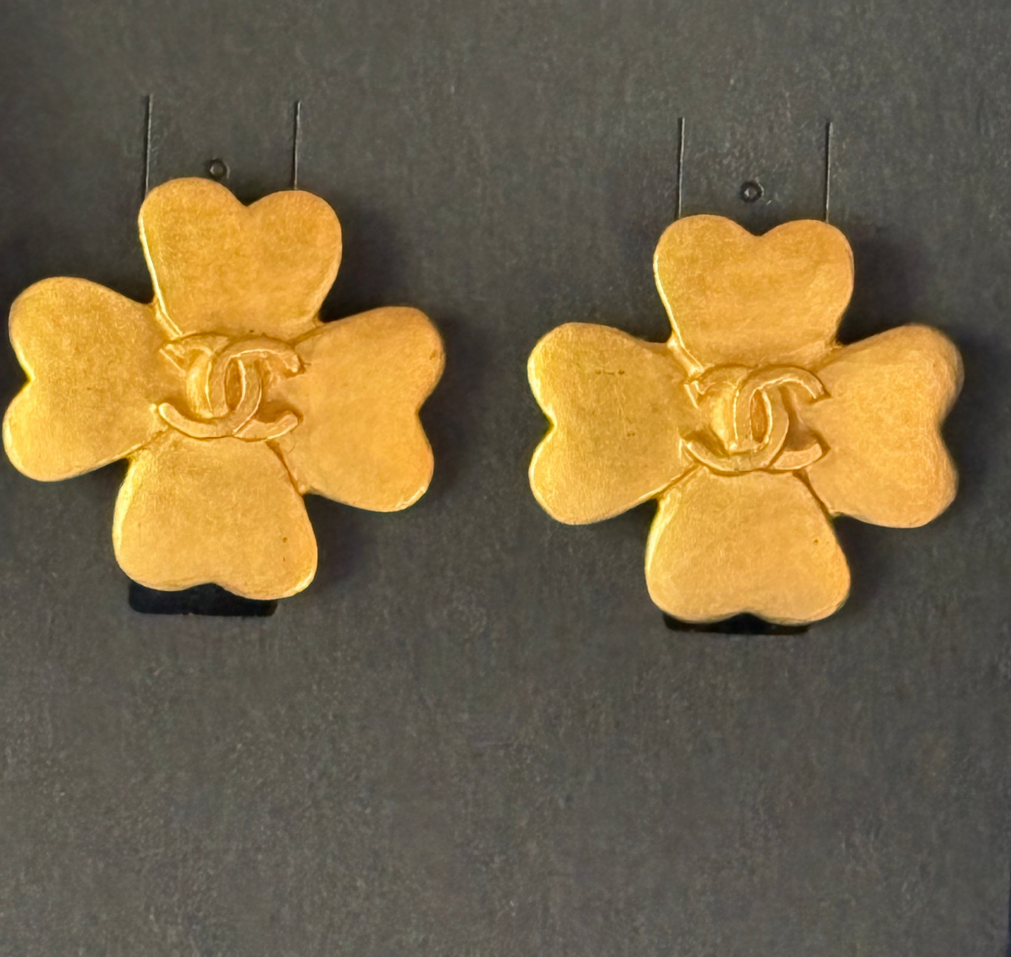 Vintage CHANEL Clover CC Earrings