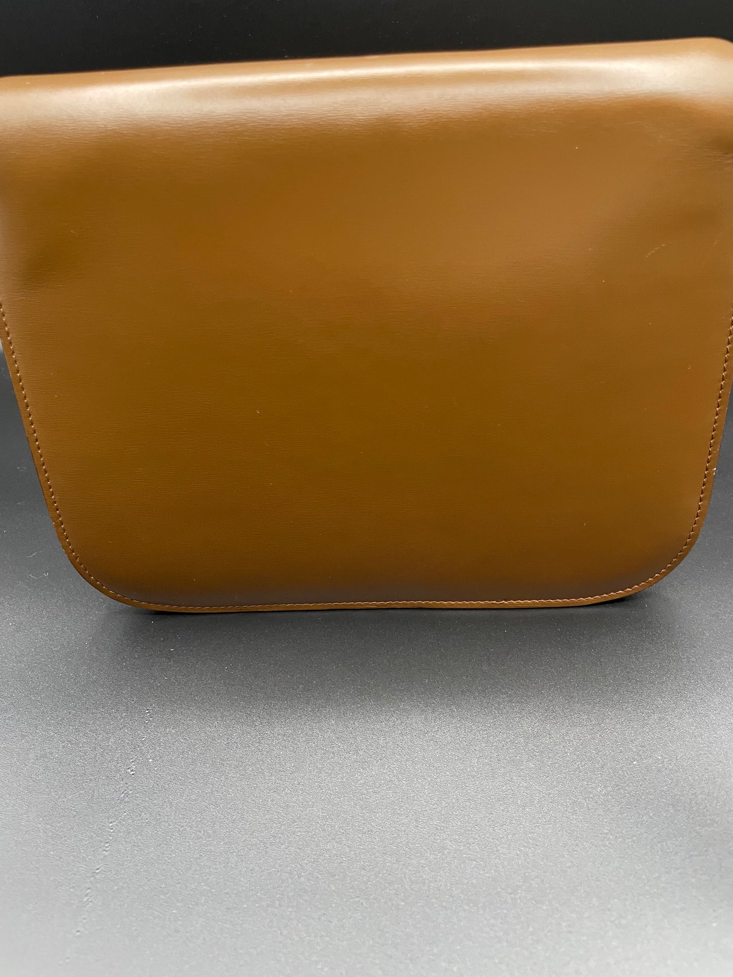 Box Medium Classic Box Camel