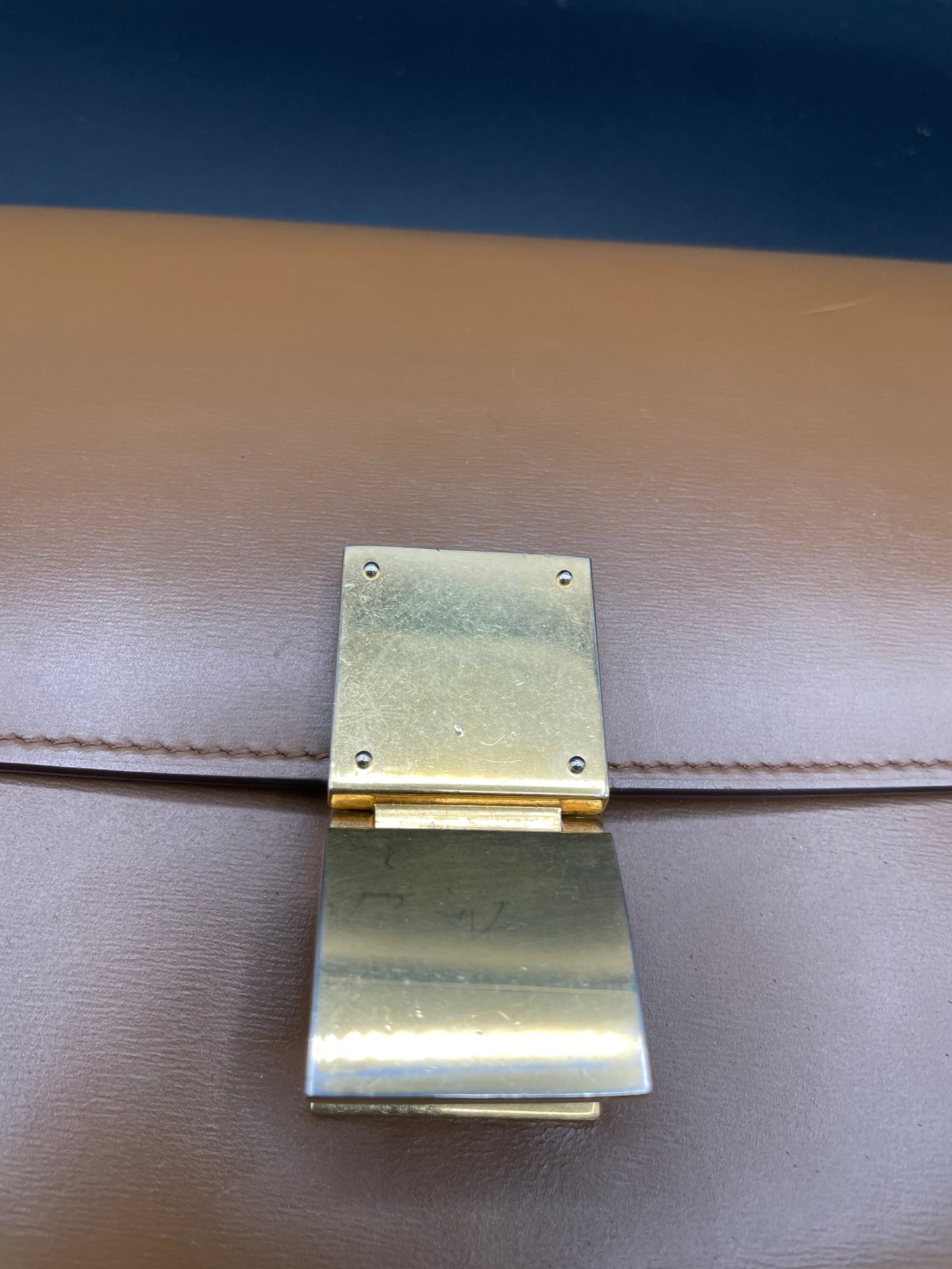 Box Medium Classic Box Camel